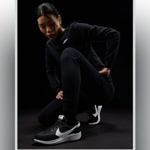 Nike Waffle Debut Black/White